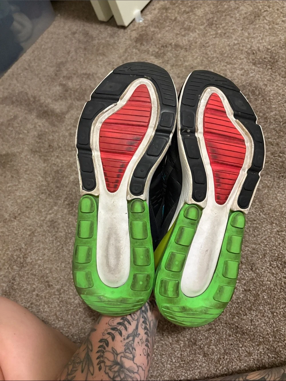 Nike Black Teal and Lime Air Max 270 Sneakers - Picture 8 of 8